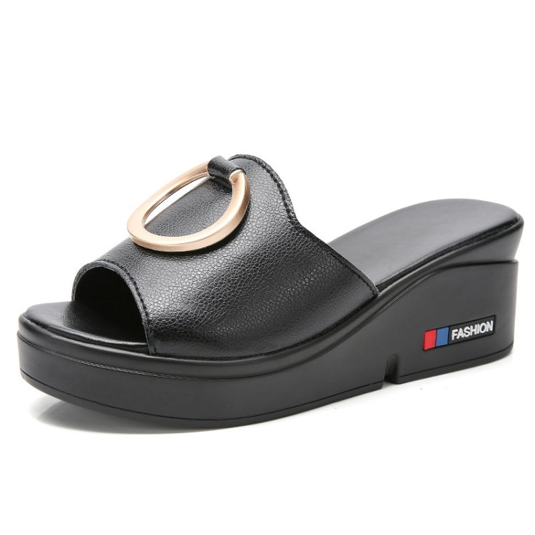 Casual Increase Thick Bottom Non-slip Wear Resistant Round Buckle Sandals for Women