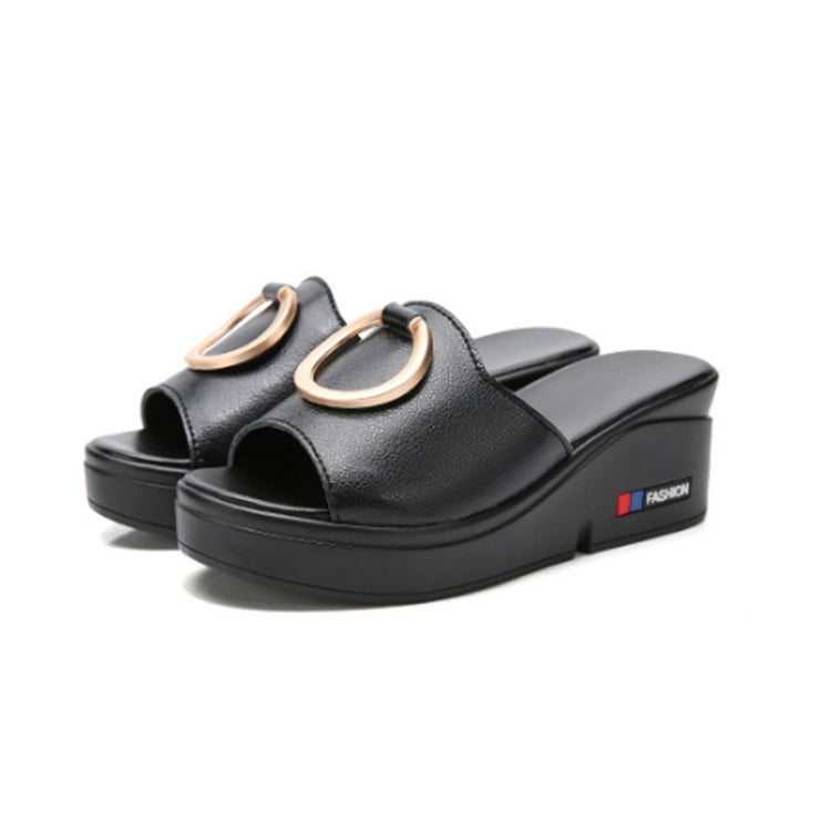 Casual Increase Thick Bottom Non-slip Wear Resistant Round Buckle Sandals for Women