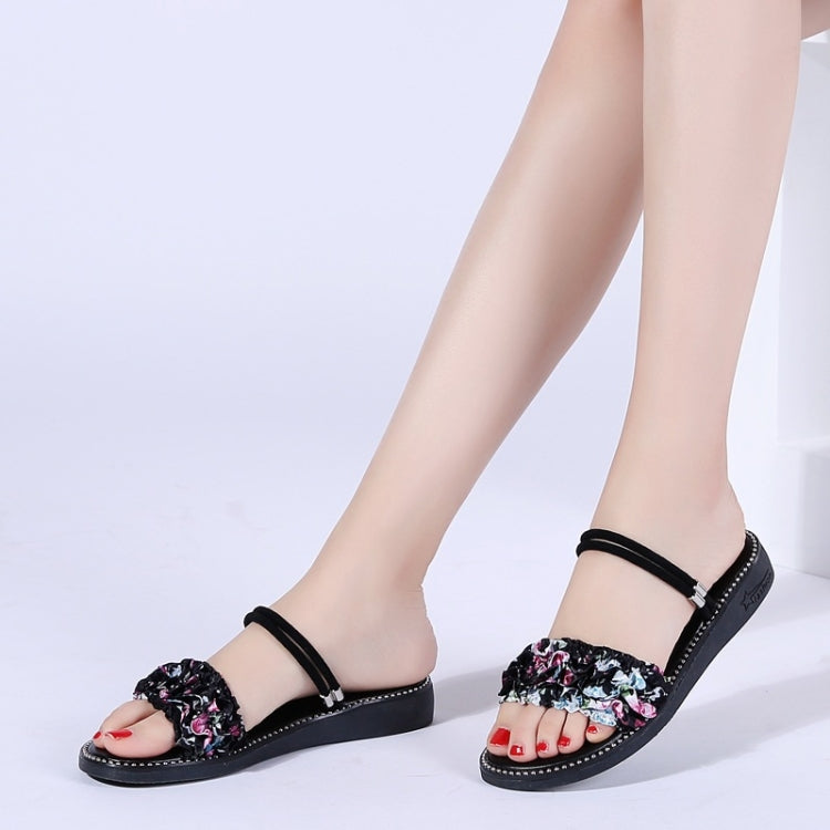 Two-wears Petal Design Non-slip Wear Resistant Casual Lightweight Sandals for Women