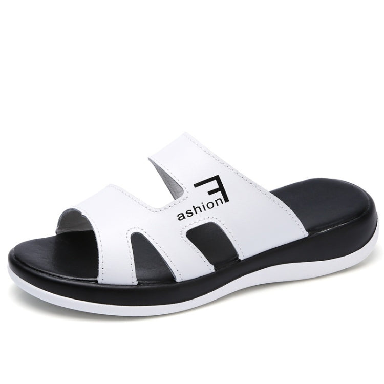 Comfortable Soft Flat Bottom Non-slip Beach Sandals Slippers for Women