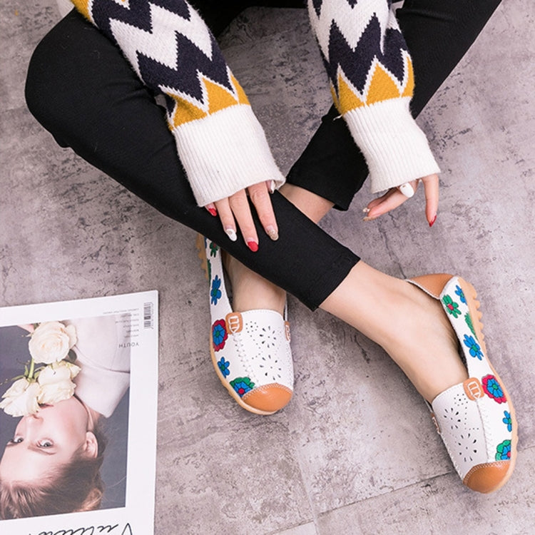 Flower Hollow Casual Peas Shoes for Women