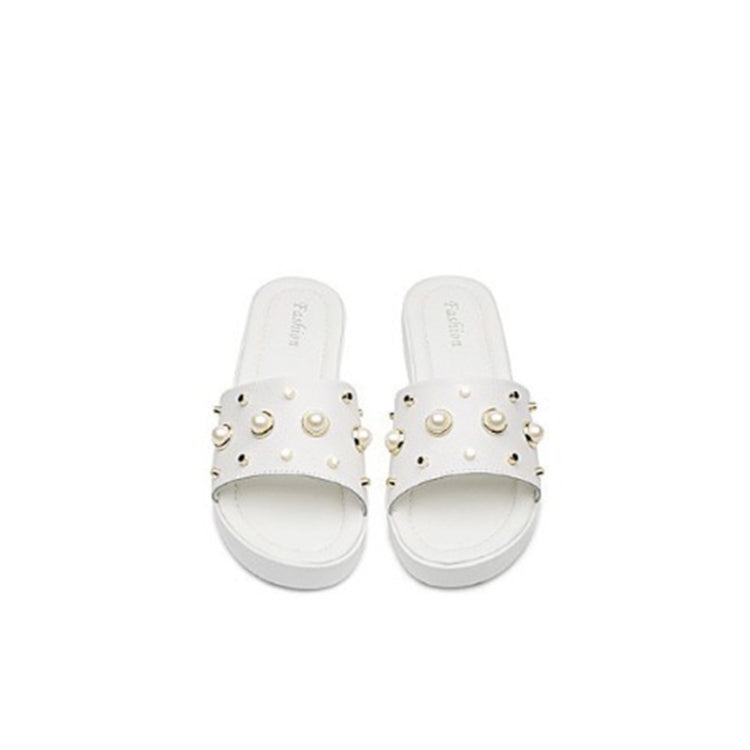 Lightweight Rivet Casual Wear Non-slip Women Sandals Slippers
