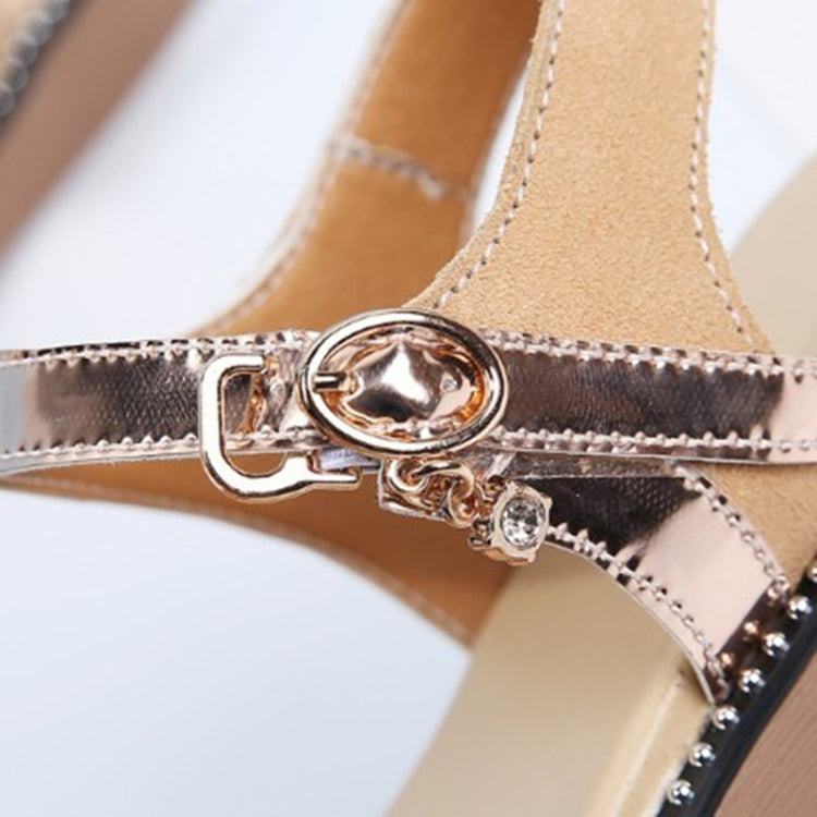 Suede Casual Simple Non-slip Wear Resistant Flat Bottom Women Sandals