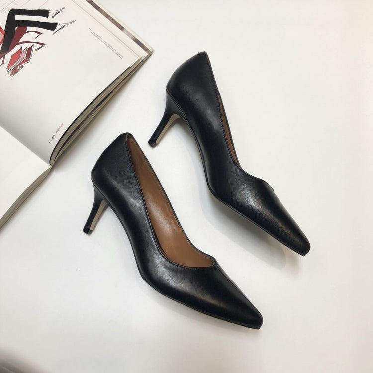 Full Leather Upholstery Shallow Mouth Pointed Head Fashion Women Shoes