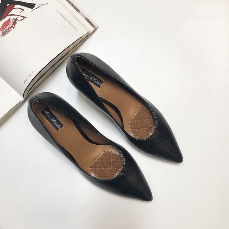 Full Leather Upholstery Shallow Mouth Pointed Head Fashion Women Shoes