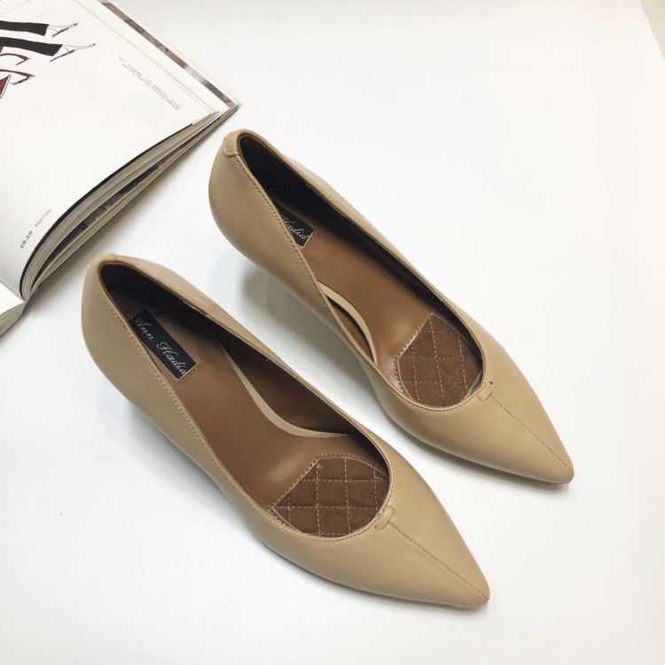 Full Leather Upholstery Shallow Mouth Pointed Head Fashion Women Shoes