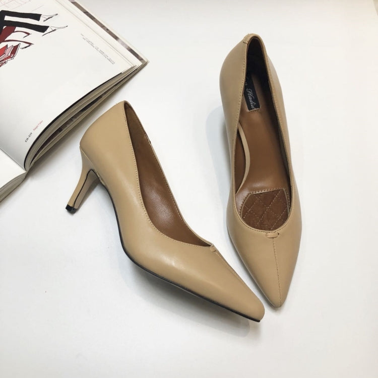 Full Leather Upholstery Shallow Mouth Pointed Head Fashion Women Shoes