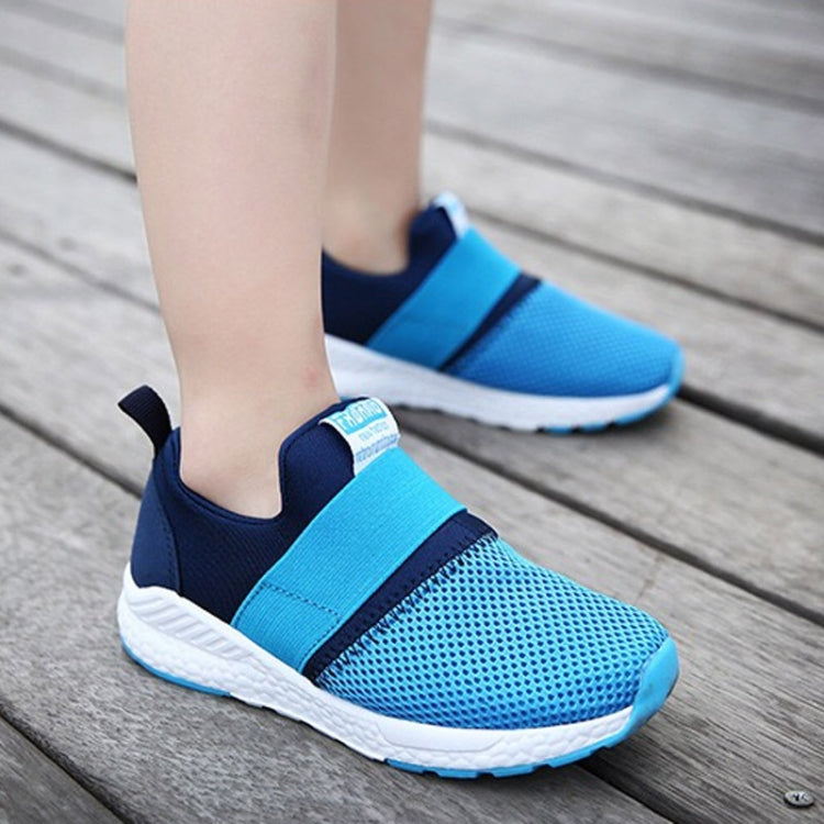 Fashion Mesh Breathable Running Shoes Outdoor Sport Shoes for Children