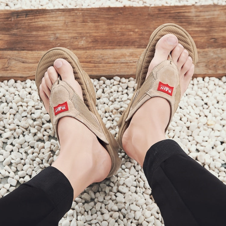 Non-slip Wear-resistant Flat Bottom Flip Flops Beach Shoes for Men
