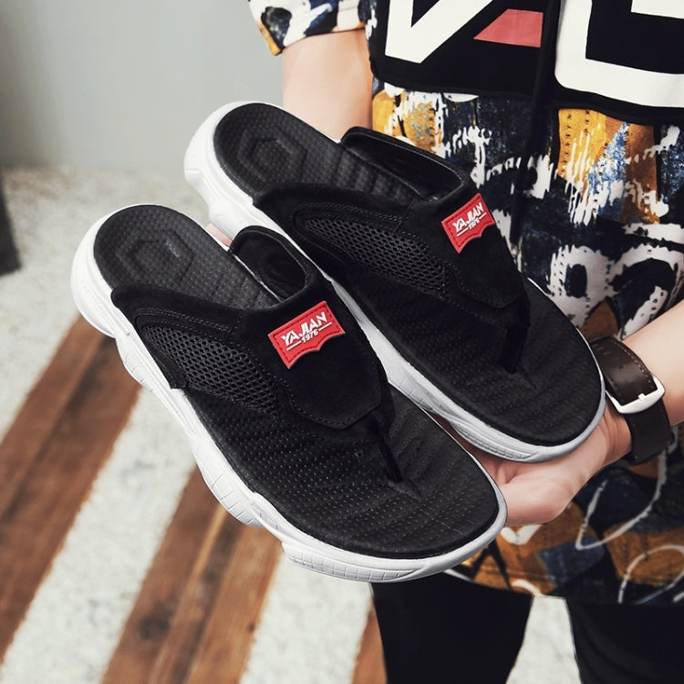 Non-slip Wear-resistant Flat Bottom Flip Flops Beach Shoes for Men