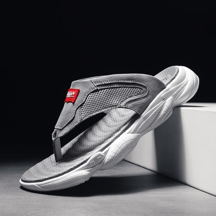 Non-slip Wear-resistant Flat Bottom Flip Flops Beach Shoes for Men