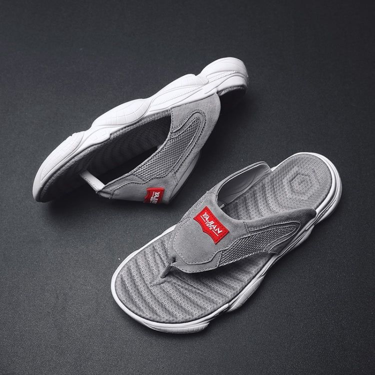 Non-slip Wear-resistant Flat Bottom Flip Flops Beach Shoes for Men