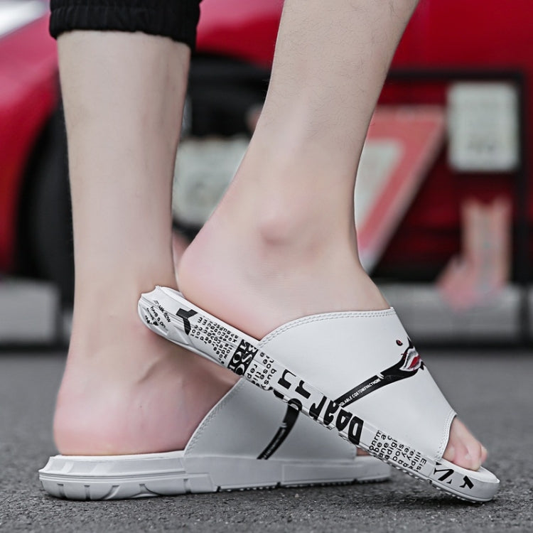Microfiber Leather Comfortable Lightweight Slippers for Men