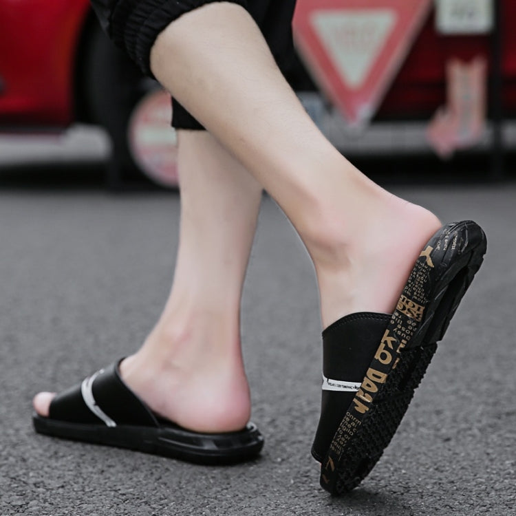 Microfiber Leather Comfortable Lightweight Slippers for Men