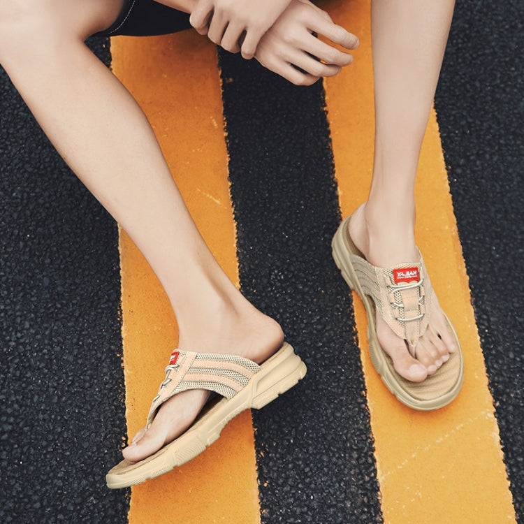 Casual Fashion Wear Beach Anti-skid Soft Flip Flops for Men