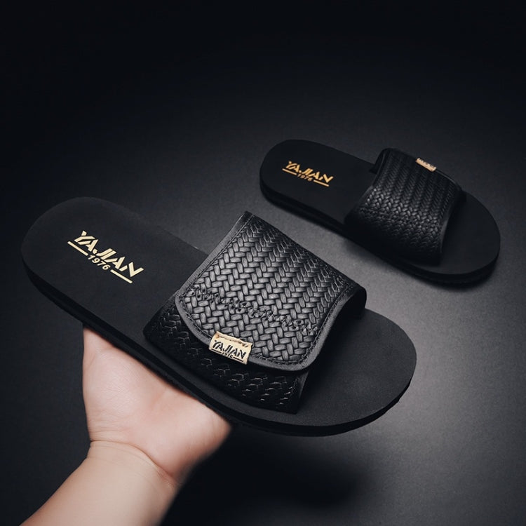 Trend Personality Woven Texture Comfortable Leather Slippers for Men