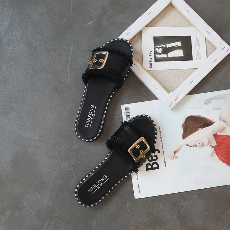 Fashion and Comfortable Flat Bottom Flip Flops for Women