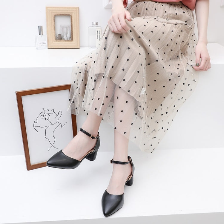 Simple Solid Color Thick Bottom Pointed Head Fashion Shoes for Women