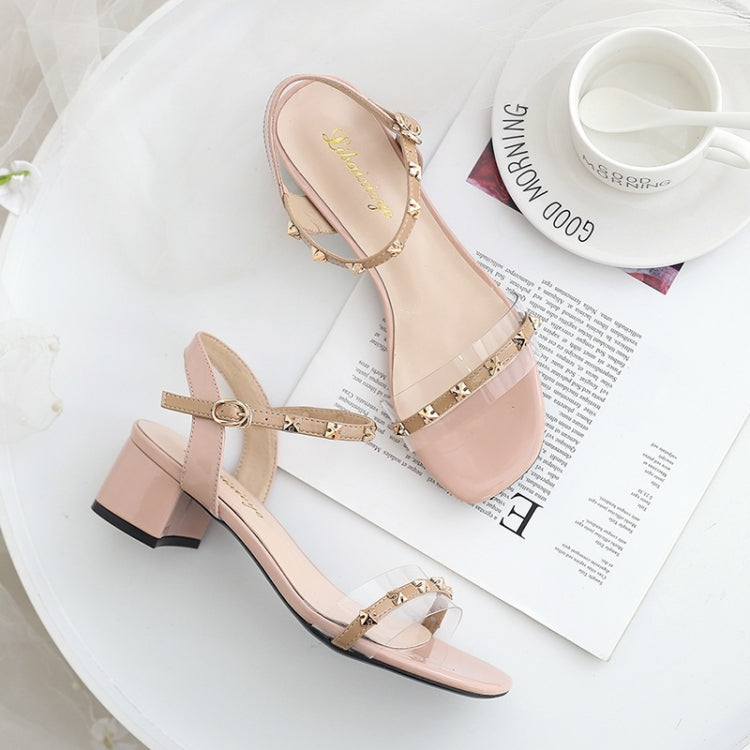 Fashion Wild Rivet Sandals for Women
