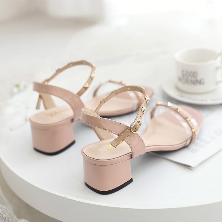 Fashion Wild Rivet Sandals for Women