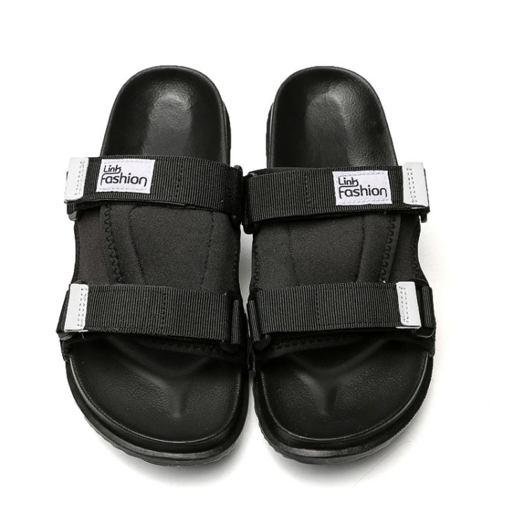 Fashion Trend Soft and Comfortable Wear-resistant Non-slip Slippers for Men
