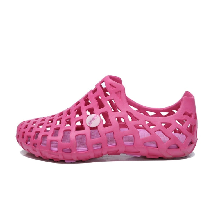 Hollow Air-permeable Non-slip Wearable Couple Hole Shoes