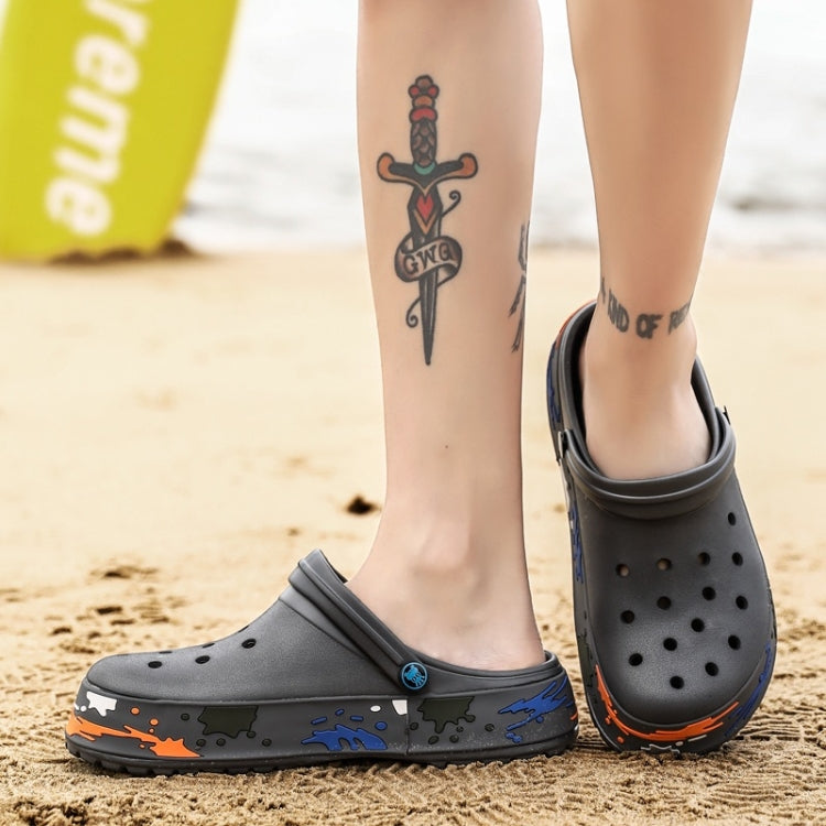 Fashion Trend Comfortable Non-slip Two-wear Couple Beach Shoes Hole Shoes