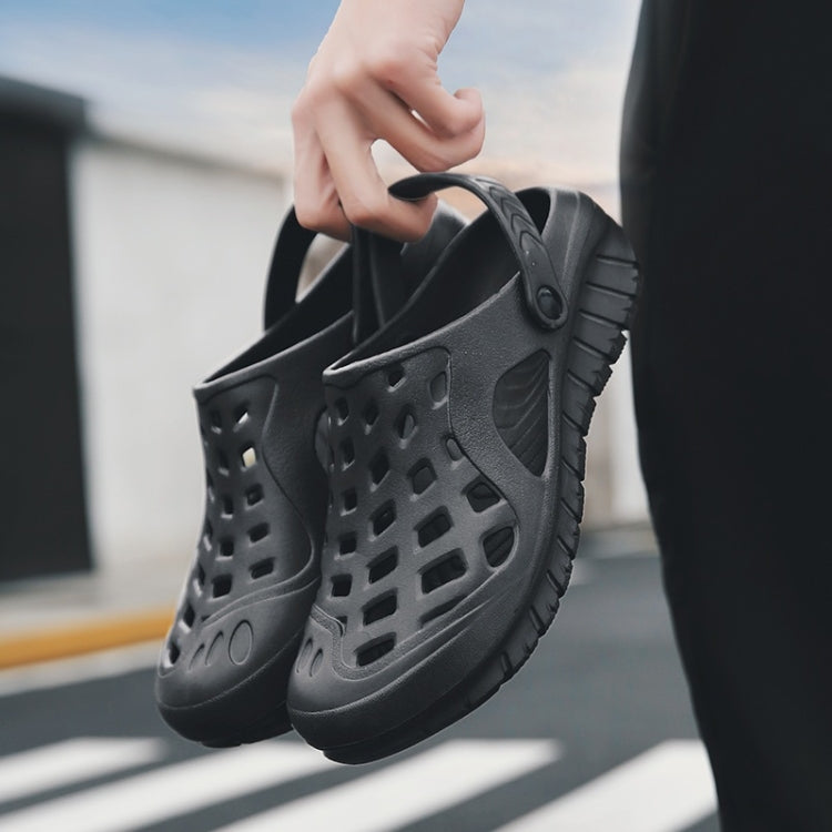 Stylish Simple and Comfortable Breathable Two-use Hole Sandals for Men