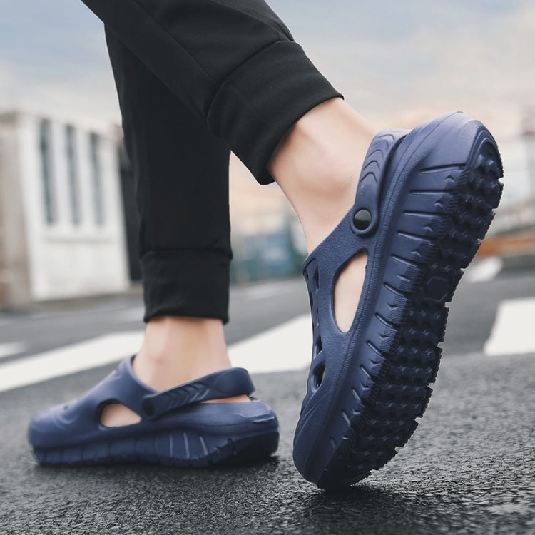 Stylish Simple and Comfortable Breathable Two-use Hole Sandals for Men