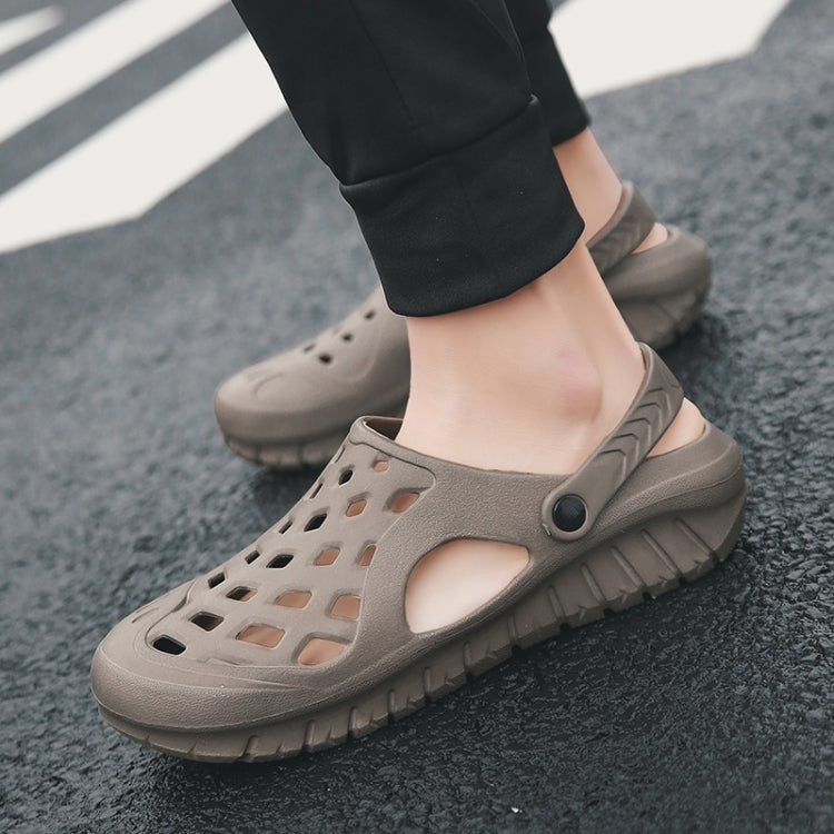 Stylish Simple and Comfortable Breathable Two-use Hole Sandals for Men