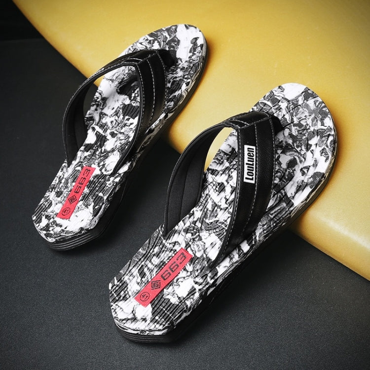 Personality Pattern Fashion Trend Flip-flops for Men