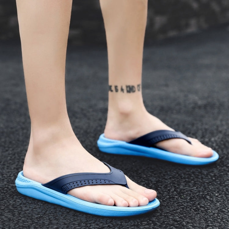 Lightweight and Comfortable Wearable Beach Shoes Slippers for Men