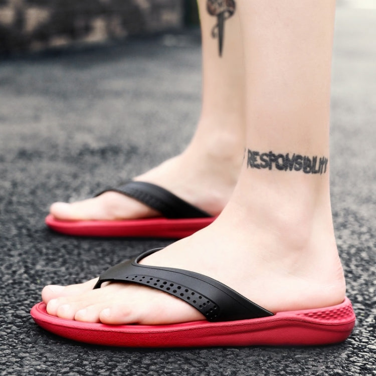 Lightweight and Comfortable Wearable Beach Shoes Slippers for Men
