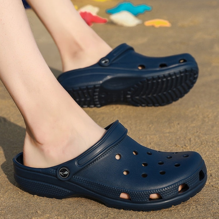 Soft and Comfortable Lightweight Couple Hole Shoes