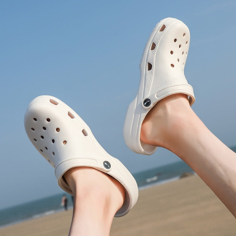 Soft and Comfortable Lightweight Couple Hole Shoes