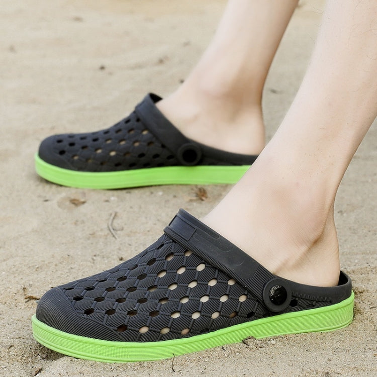 Couple Soft and Comfortable Breathable Hole Shoes