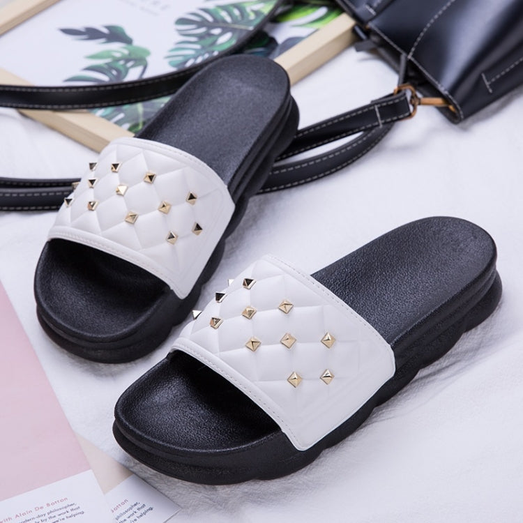 Fashion Trend Platform Rivet Slippers for Women