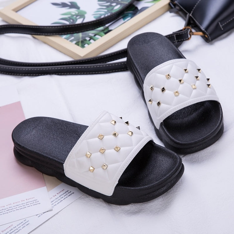 Fashion Trend Platform Rivet Slippers for Women