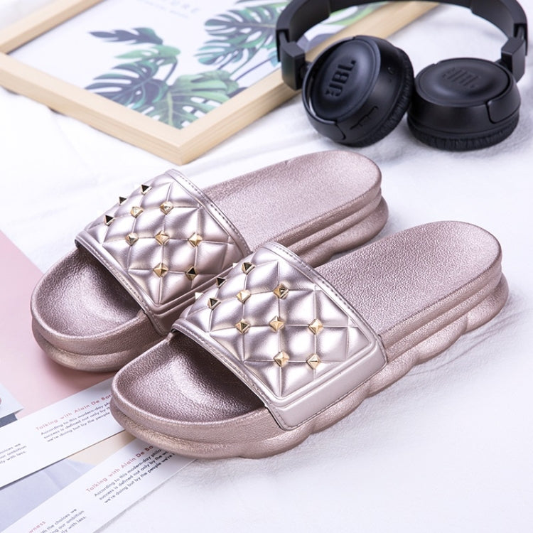 Fashion Trend Platform Rivet Slippers for Women