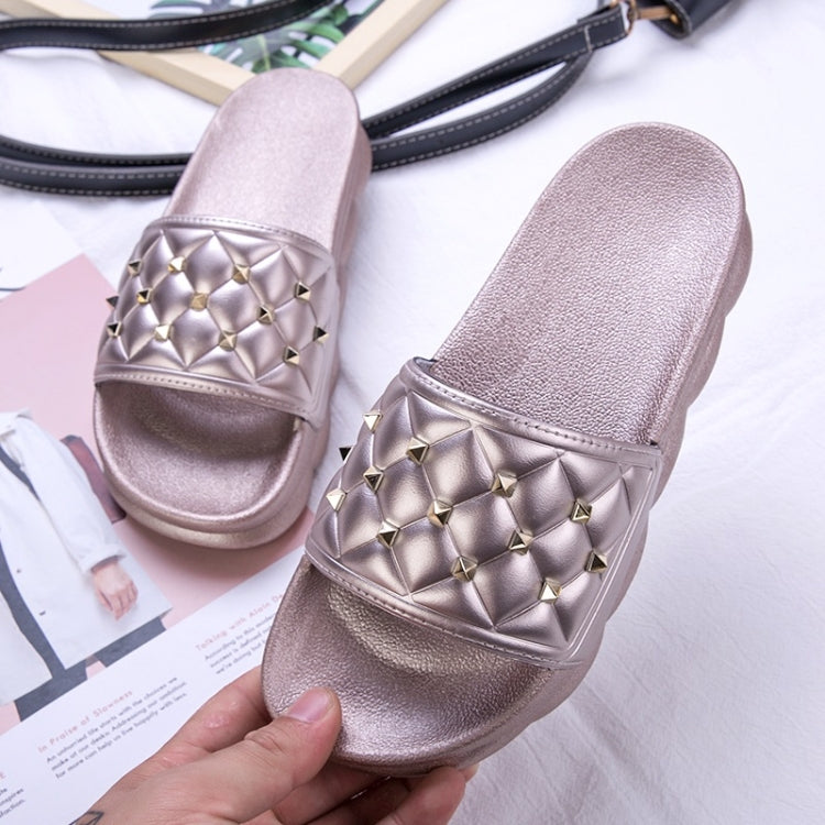 Fashion Trend Platform Rivet Slippers for Women