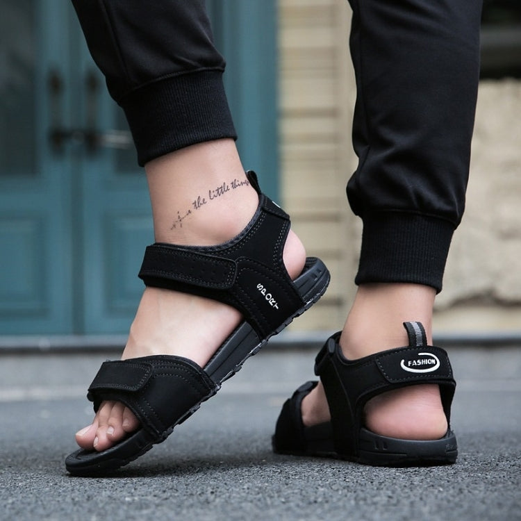 Trendy Fashion Non-slip Wearable Sandals for Men