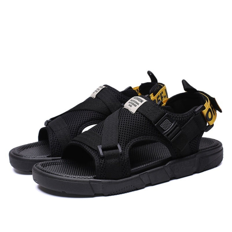 Youth Trend Breathable Mesh Comfortable and Wearable Sandals for Men