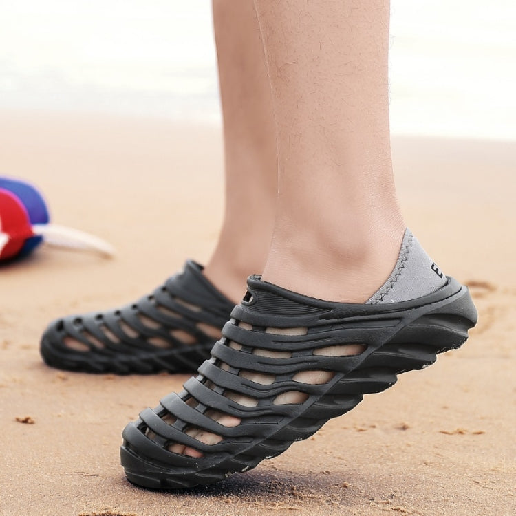 Stylish and Simple Casual Wading Hole Shoes Sandals for Men