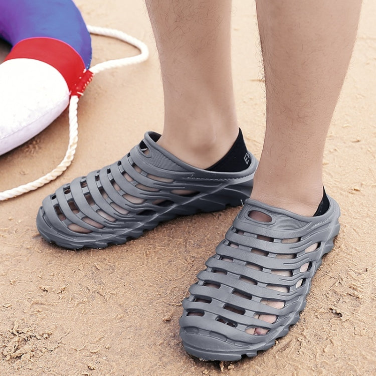 Stylish and Simple Casual Wading Hole Shoes Sandals for Men