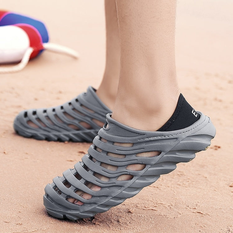 Stylish and Simple Casual Wading Hole Shoes Sandals for Men