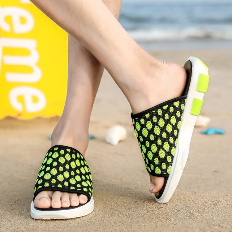 Breathable Mesh Lightweight and Comfortable Casual Sandals for Men