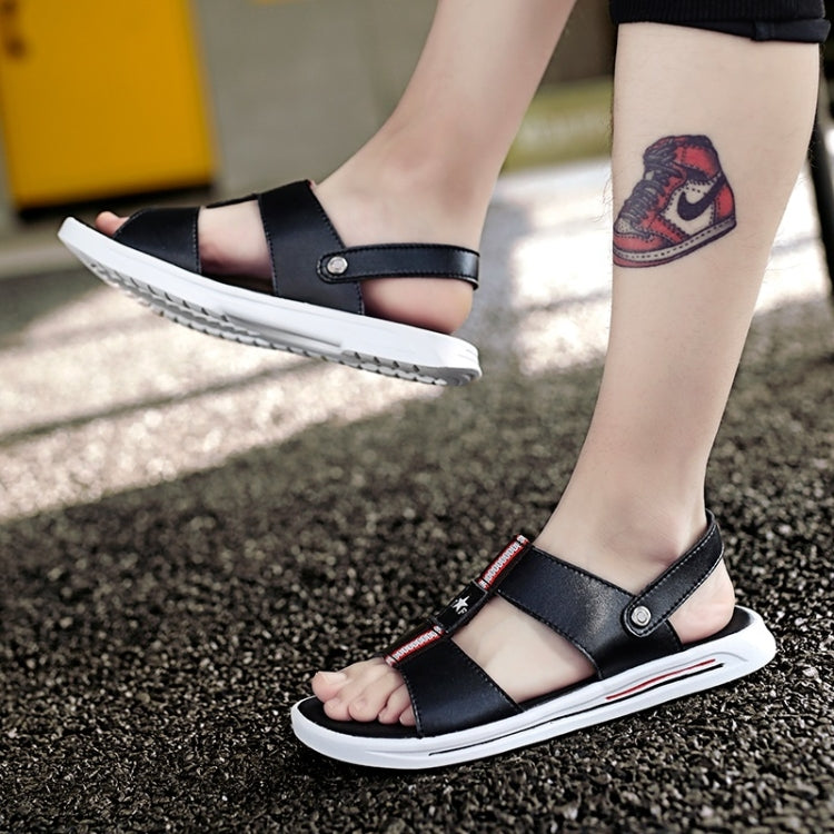 Comfortable Breathable Non-slip Wear-resistant Two-wear Beach Sandals Slippers for Men