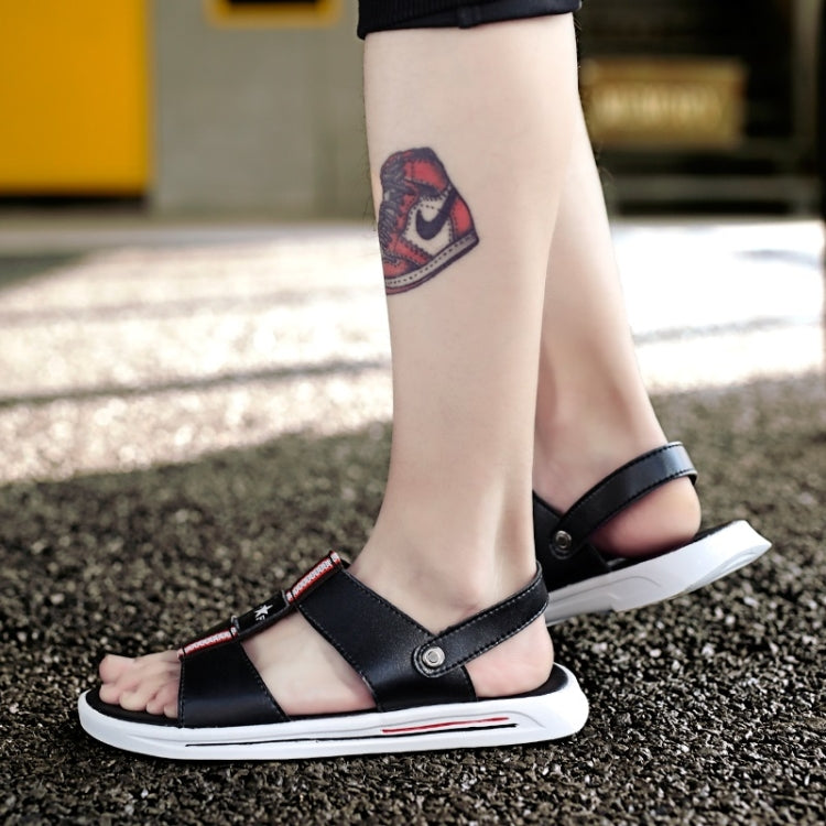 Comfortable Breathable Non-slip Wear-resistant Two-wear Beach Sandals Slippers for Men