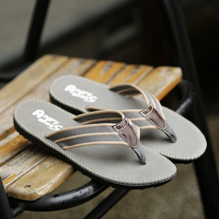 Lightweight Comfortable Breathable Non-slip Wearable Denim Slippers for Men