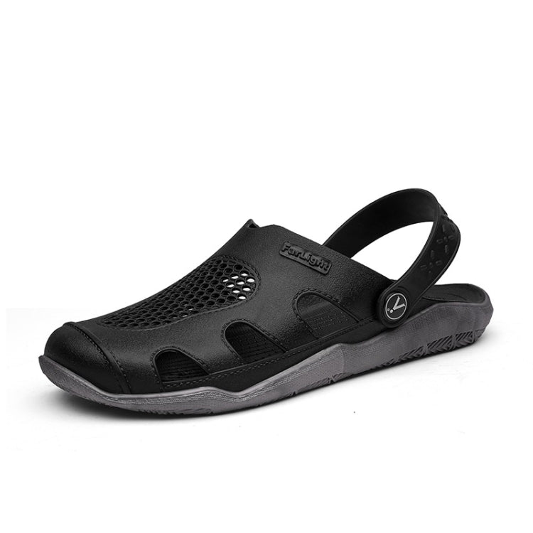 Lightweight Comfortable Non-slip Wearable Two-wear Casual Hole Shoes for Men
